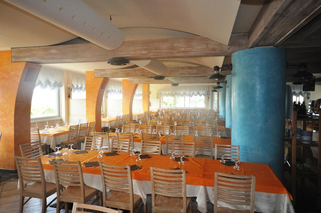 Grand Hotel Azzurra Club Lido Adriano Exterior foto