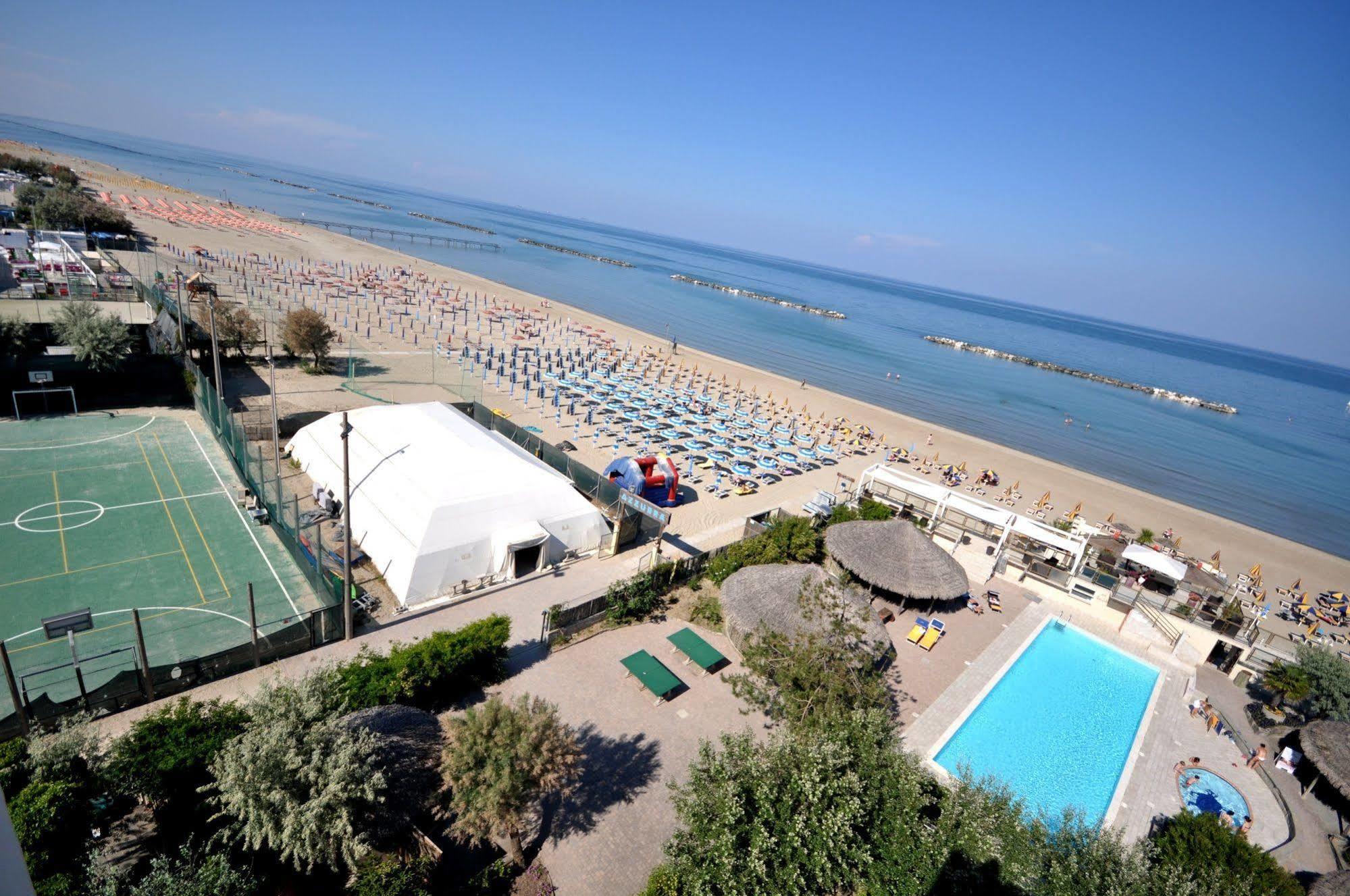 Grand Hotel Azzurra Club Lido Adriano Exterior foto